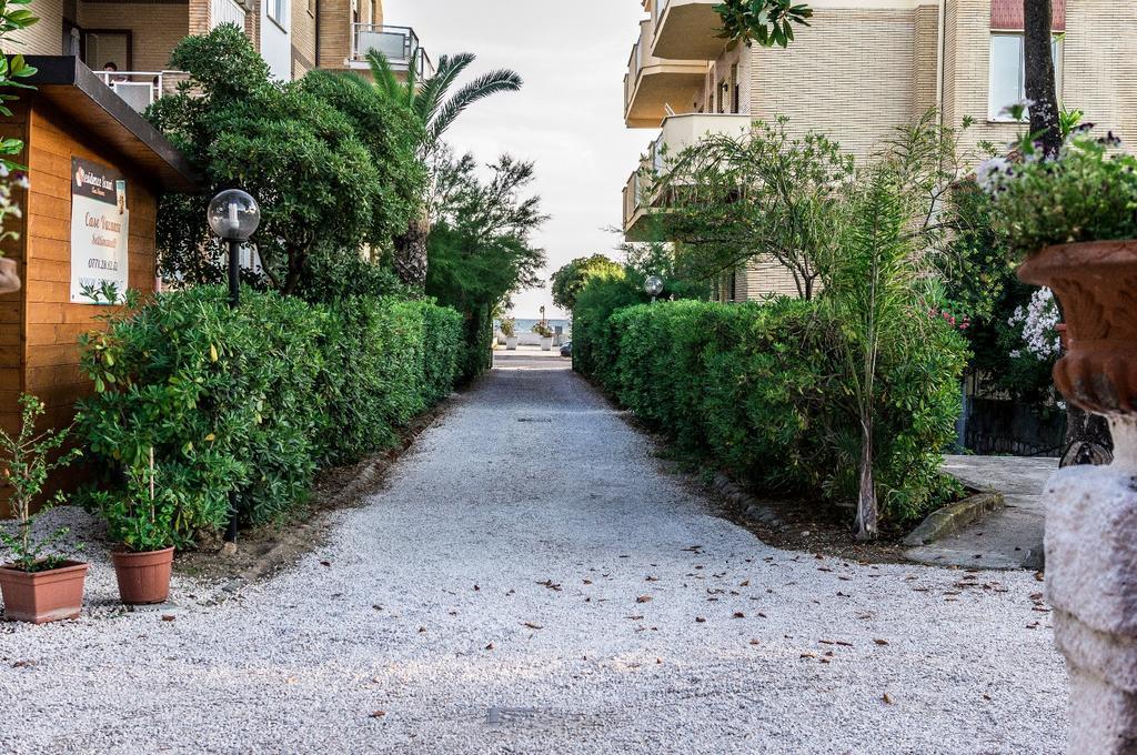 Il Mare In Giardino Scauri (Lazio) Exterior foto